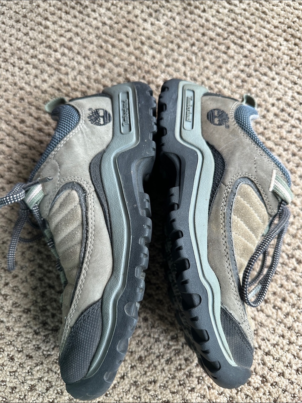 Women’s Timberland Hiking she’s size 5M - Picture 4 of 7